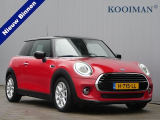 Mini Cooper 1.5 Pepper 136 Pk Navigatie / Climate Control / 16 inch / Extra getint glas