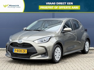 Toyota Yaris 1.5 Hybrid 116pk CVT Active | Trekhaak | Camera | All season banden | 14782 km!
