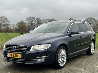 Volvo V70 D4 NORDIC+ XENON SCHUIFDAK TREKH STL VERW TOPST
