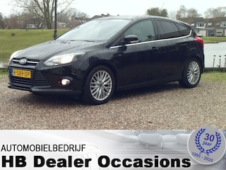 Ford Focus 1.0 EcoBoost Titanium - Airco - Navigatie - 6 Bak