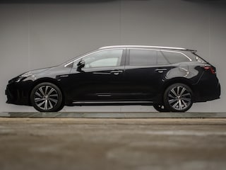 Toyota Corolla Touring Sports 1.8 Hybrid Business Plus Sport (NAVI,CLIMATE,CRUISE,CAMERA,LED,PDC,GETINT,SPORTSTOELEN,LM VELGEN)