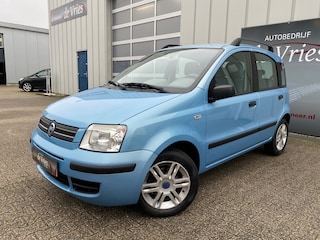 Fiat Panda 1.2 Emotion Automaat / Airco / Stuurbekr. / LMV / Zeer netjes