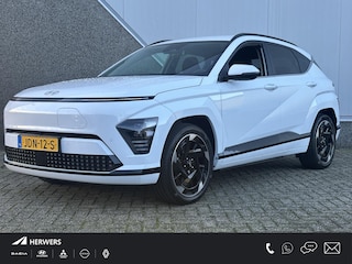Hyundai Kona Comfort Smart + BCA 48.4 kWh / Navigatie / Blind-Spot Collision-Avoidance Assist / Adaptieve Cruise Control / 19 inch N-Velgen