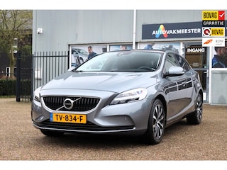 Volvo V40 2.0 T3 Dynamic Edition