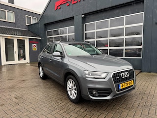 Audi Q3 2.0 TFSI quattro Pro Line S / Pano / Trekhaak / Keyless / XenonLed / Stoelverw / Dealer auto .