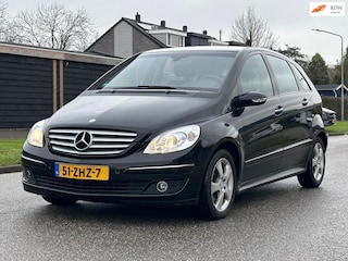 Mercedes-Benz B-klasse 170 Automaat*Cruise*Stoelverwarming*Airco*Trekhaak*LM velgen*Nieuwe APK*