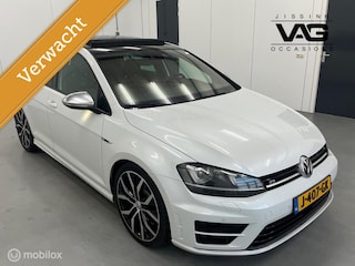Volkswagen Golf 2.0 TSI R 4Motion Pano LED Camera Leer 19 inch