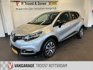 Renault Captur 1.2 TCe Limited Automaat | Dealer onderhouden | Nederlands geleverd | Navigatie | Cruise control | Climate control | Navigatie | LED Dagrijverlichting