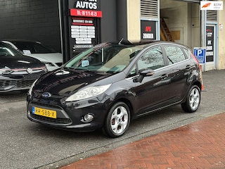 Ford Fiesta 1.4 Ghia Automaat 5 Deurs Clima PDC Stoelverwarming