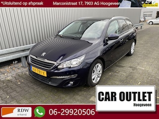 Peugeot 308 SW 1.2 PureTech Blue Lease Executive Clima, Pano, Navi, CC, PDC, LM, Trekh, nw. APK – Inruil Mogelijk –