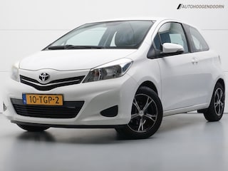 Toyota Yaris 1.0 VVT-i Aspiration (NAVIGATIE,AIRCO,CAMERA,LM-VELGEN,SPORTSTOELEN,NIEUWE APK,TOPCONDITIE)