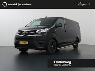 Toyota Proace 2.0 D-4D | LONG | AUT. | NAVIGATIE | PARKEERSENSOREN | CRUISE CONTROL | AIRCO | 3 ZITS | APPLE CARPLAY / ANDROID AUTO | TREKHAAK | SIDE BARS | LICHTMETALEN WIELEN