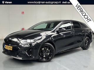 Kia ProCeed 1.5 T-GDI GT-Line Black Edition, Schuif-/Kanteldak , Parkeersensoren achter , Sport interieur , Stoel/Stuurverwarming , Full map navigatie , Apple Carplay/Android Auto , Keyless | Adaptive cruise control |