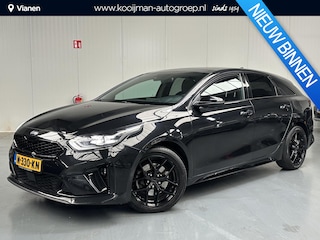 Kia ProCeed 1.5 T-GDI GT-Line Black Edition, Schuif-/Kanteldak , Parkeersensoren achter , Sport interieur , Stoel/Stuurverwarming , Full map navigatie , Apple Carplay/Android Auto , Keyless | Adaptive cruise control |