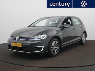 Volkswagen Golf E-DITION Automaat - Navi - ACC - PDC -LED
