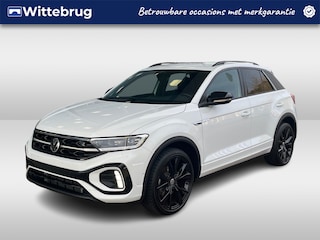 Volkswagen T-Roc 1.5 TSI DSG R-Line / Black style / Afneembare trekhaak / Virtual cockpit Pro / 19'' LMV / Camera / IQ LED / Stuur en Stoelverwarming