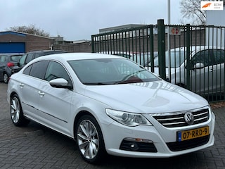 Volkswagen CC 1.8 TSI 4p. Automaat zeer mooi auto airco cruis control navigatie parkeer sensor