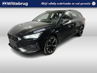 Cupra Leon 1.4 e-Hybrid Performance / AUTOMAAT/ DIGITAL DASH/ ADAPT. CRUISE/ RIJ-MODI/ FULL LINK/ PARK. SENSOREN + CAMERA/ NAVI/ DAB/ LED