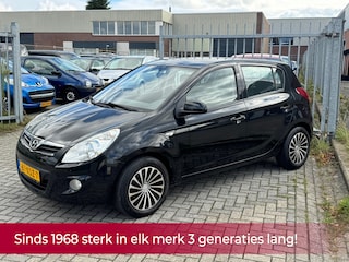 Hyundai i20 1.2i DynamicVersion 5 deurs! NL AUTO NAP! Airco l LMV l Elek pakket l DEALER OH !
