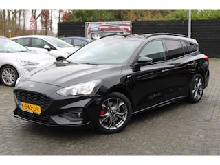Ford Focus 1.0 EcoBoost Hybrid 125pk ST Line X Business Wagon, Trekhaak, Winterpack