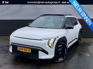 Kia EV3 GT-PlusLine 81.4 kWh Auto vol luxe! Schuif-/kanteldak, trekhaak, V2L, stoelverwarming, navigatie, Apple CarPlay/Android Auto, NL-auto, boekjes compleet