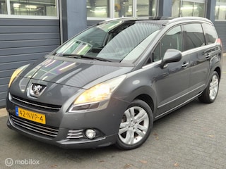 Peugeot 5008 1.6T GT 5p | CLIMA | CRUISE | HUD | 17'' | PDC |