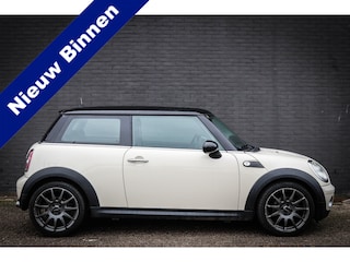 Mini Cooper 1.6 Business Line Net binnen - Nu al te bezichtigen