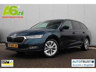 Skoda Octavia Combi 1.0 TSI Business Edition Plus 110PK |NAP| Virtual Cockpit Sportstoelen Stoelverwarming Adaptive Cruise Full LED Elektrische Achterklep Sfeerverlichting