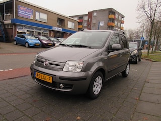 Fiat Panda 1.2 Emotion Clima 98.408 km nap