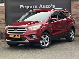 Ford Kuga 1.5 Titanium Winter Pack - Stoelverwarming - Trekhaak 1800 Kg