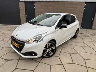 Peugeot 208 1.2 PureTech GT-line|Half leder sportief interieur|Privacy glas|MICA/Parelmoer lak
