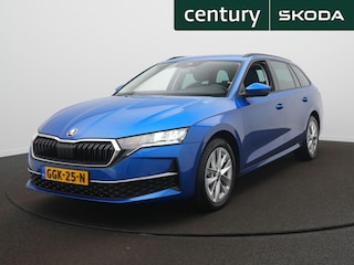 Skoda Octavia Combi 1.5 TSI MHEV Business Edition Navigatie - Clima - Camera - 17 Inch - Automaat