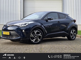 Toyota C-HR 2.0 Hybrid Dynamic / Afneembare Trekhaak / Stoel & stuur verwarming / Achteruitrijcamera / Dode Hoek Detectie / Apple Carplay & Android Auto / Climate Control / Navigatie / Parkeersensoren /