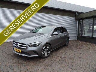 Mercedes-Benz B-klasse 250 e Business Solution Luxury Limited panoramadak trekhaak