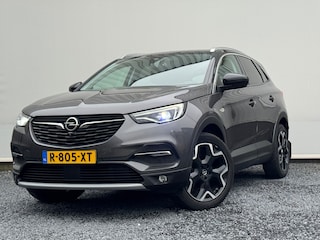 Opel Grandland X 1.6 Turbo Ultimate 181PK AUT | Achteruitrijcamera | Halfledere Alcantara Bekleding | Verwarmd Sport Stuur | Climate Control | Keyless Start & Entry | Apple Carplay/Android Auto | 18" LM | LED