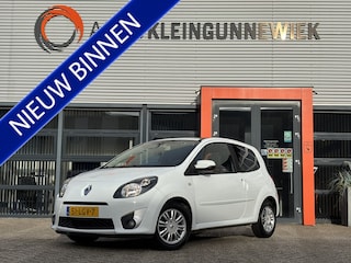Renault Twingo 1.2-16V Dynamique / Schuifkanteldak / Airco / Cruise Control / Trekhaak / Allseason Banden /