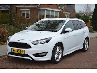 Ford Focus Wagon 1.0 ST-Line 150dkm/trekhaak/navi/carplay/winterset/