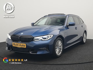 BMW 3-serie Touring 320e Sportline Plug In Hybrid 204pk Dealer O.H PHEV | Trekhaak Af Fabriek | Panodak | Laser LED | Head Up | 360 Camera | Lederen Sportstoelen Verwarmd | Keyless | Navigatie | Blis | Virtual | DAB |