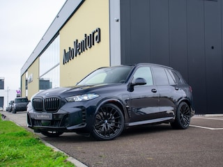 BMW X5 xDrive50e | M Sport | Achteras besturing | Schuif-/kantel Pano | Adapt. Cruise | Adapt. LED | Massage | Softclose | Head-up |