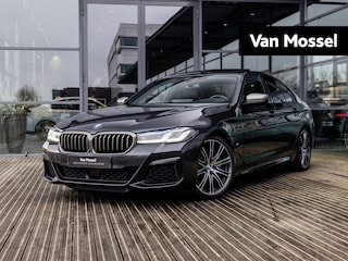 BMW M550i xDrive High Executive | HARMAN KARDON | COMFORT ACCES | BMW LASER LIGHT | 20 INCH | SCHUIF-KANTELDAK | ADAPTIVE CRUISE CONTROL | VOLLEDIG BMW DEALER ONDERHOUDEN | SOPHISTO GRAU |