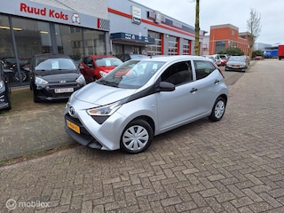 Toyota Aygo 1.0 VVT-i x-FUN