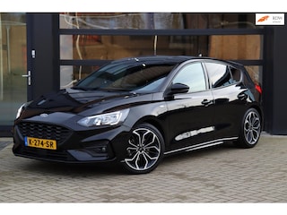 Ford Focus 1.5 EcoBoost Titanium Business | ST Line | Airco | Cruise | Lane Assist | Navi | Apple Carplay | LM Velgen |