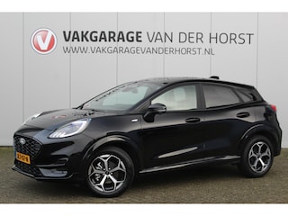 Ford Puma 1.0-125pk EcoBoost Mild-Hybrid ST-Line. Mooie luxe hoogzitter ! Slechts 9.950km ! Autm. airco, adapt. cruise control, stoel-, stuur- en voorraamverw., navigatie, telefoonvoorb., LM wielen, elektr. achterklep, LED verl., camera, pdc v+a etc.