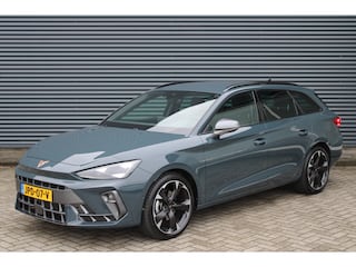 Cupra Leon 1.5 eTSI 150PK DSG Facelift Full-LED Elek-Trekhaak Camera Carplay