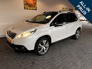 Peugeot 2008 1.6 VTi Féline / Panodak / Navi / Lederen bekleding / Trekhaak / Sportwielen