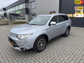Mitsubishi Outlander 2.0 PHEV Instyle X-Line