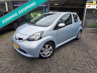 Toyota Aygo 1.0-12V | NIEUWE APK | ELEC RAMEN | 12MND GARANTIE |