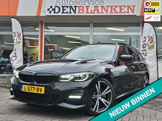 BMW 3-serie Touring 320e High Executive M Pakket BJ.2021 / Panodak / Leder / Navi / Camera / Digi Dashb. / 19"Lmv !!