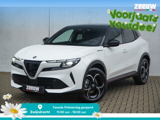Alfa Romeo Junior 1.2 Turbo 136 PK Ibrida Speciale | Techno | Pano | Direct Leverb