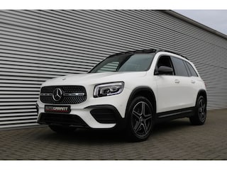 Mercedes-Benz GLB 250 4MATIC AMG Pakket AMG NightPakket (Panoramadak Sportleder/Memory Carplay Burmester Keyless 360Camera Distronic Full-Led PrivacyGlass)